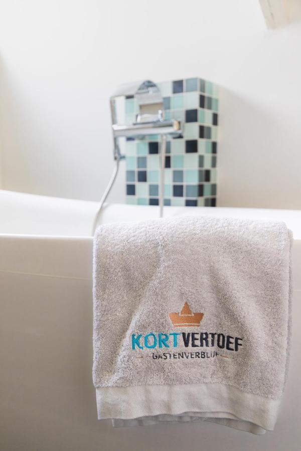 Gastenverblijf Kortvertoef Kortenhoef Esterno foto